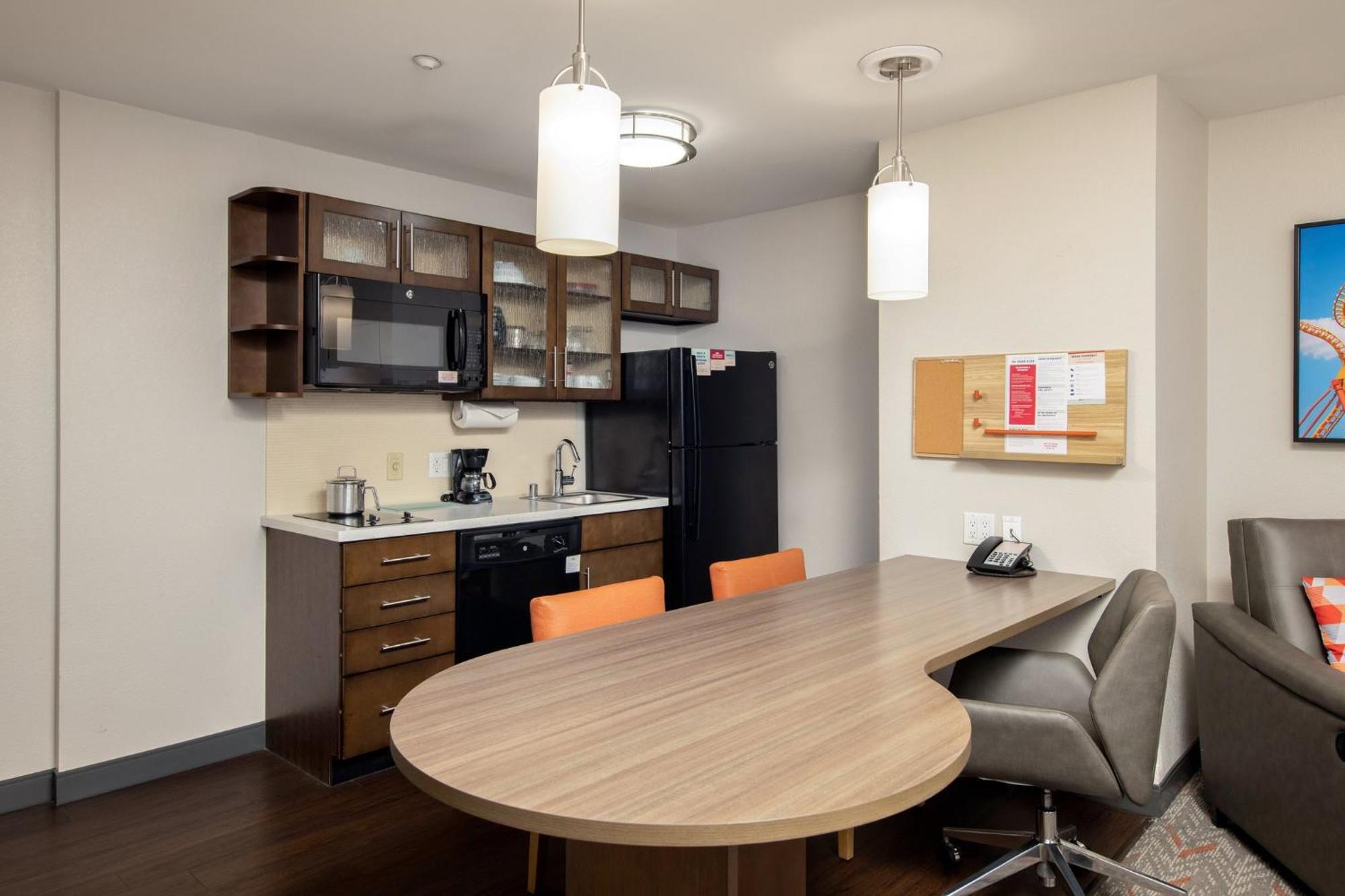 Candlewood Suites Anaheim - Resort Area By Ihg Εξωτερικό φωτογραφία