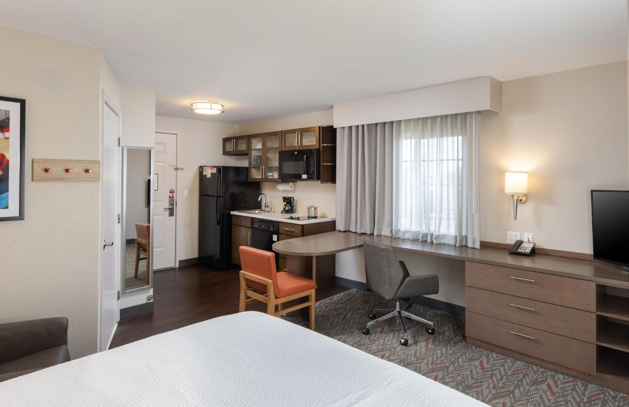 Candlewood Suites Anaheim - Resort Area By Ihg Εξωτερικό φωτογραφία