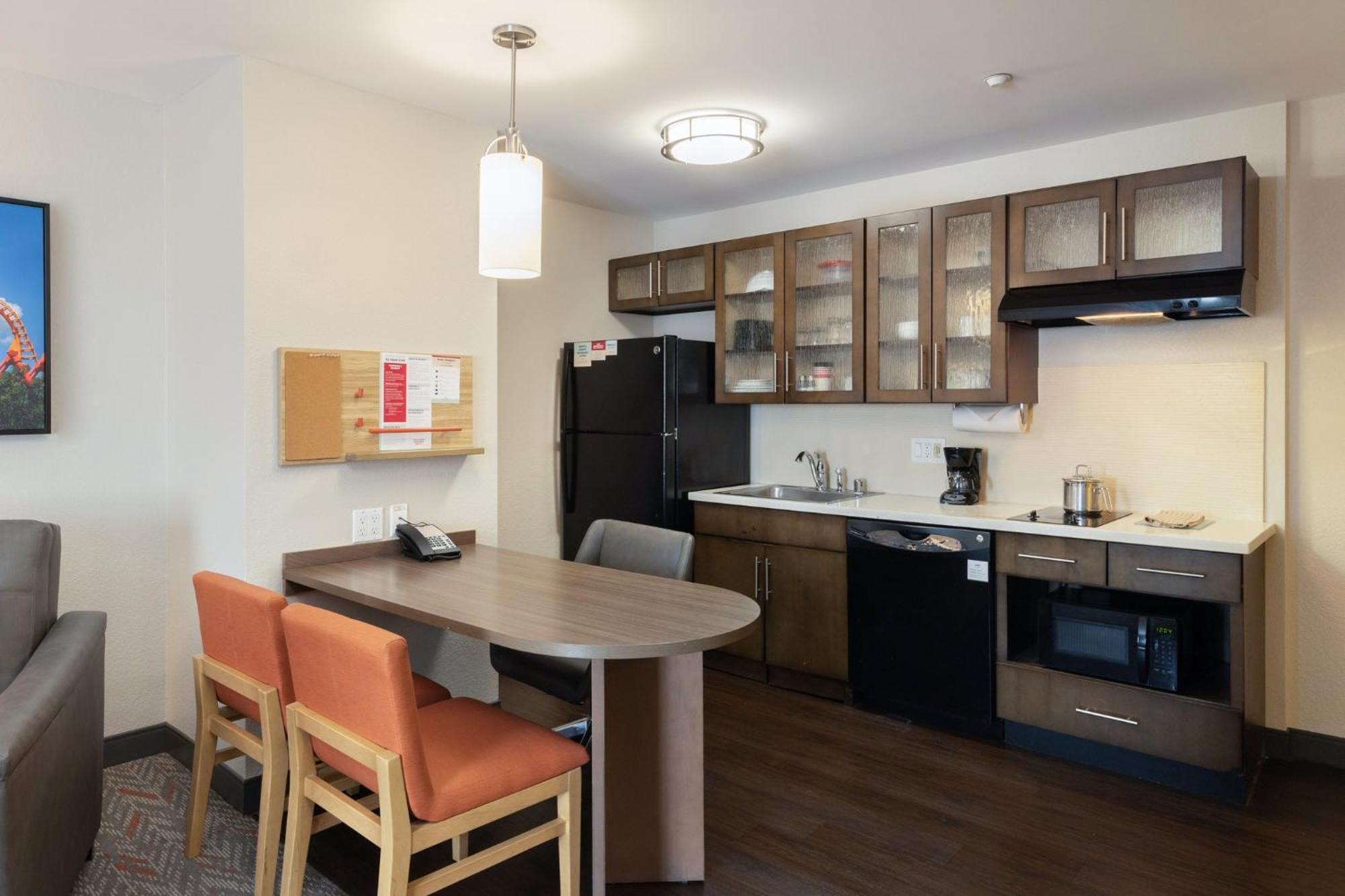 Candlewood Suites Anaheim - Resort Area By Ihg Εξωτερικό φωτογραφία